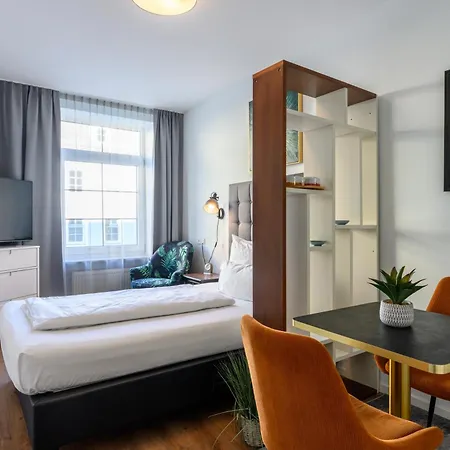 Furnished Apartamento *