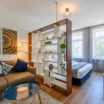Apartment Furnished *